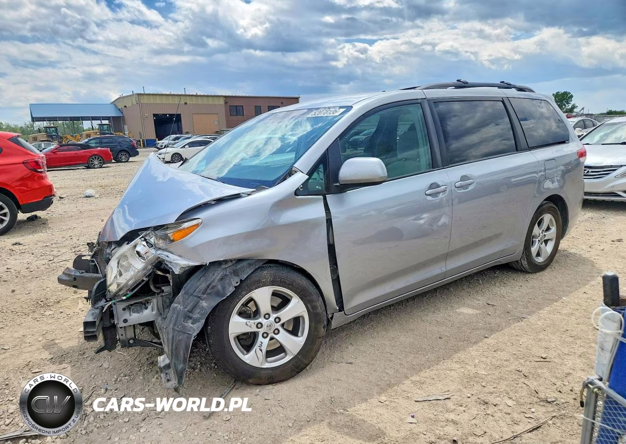 2014 Toyota Sienna Le