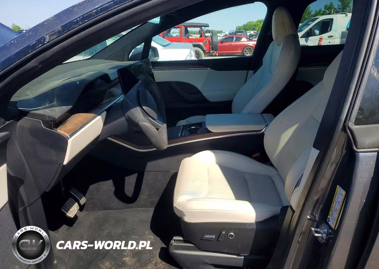 2022 Tesla Model X VIN:7SAXCDE57NF345653 - 7