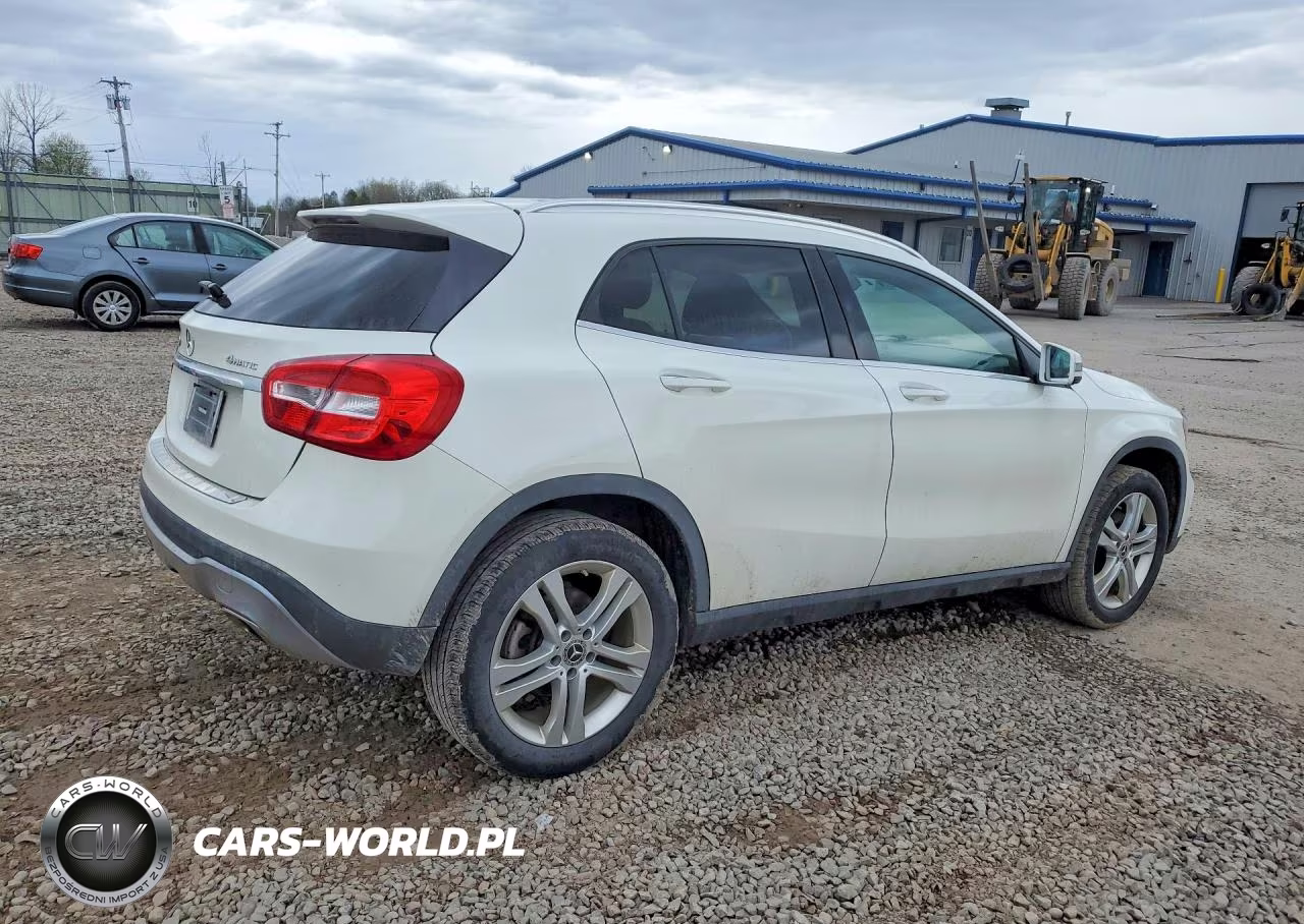 2018 Mercedes-Benz Gla 250 4Matic VIN:WDCTG4GB1JJ470549 - 3