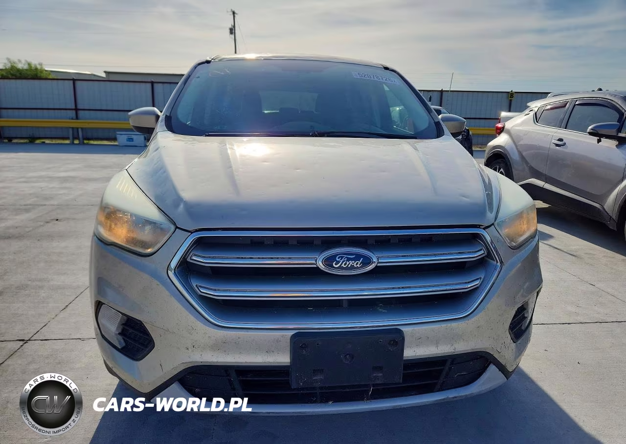 2017 Ford Escape Se VIN:1FMCU0GD2HUC10383 - 5