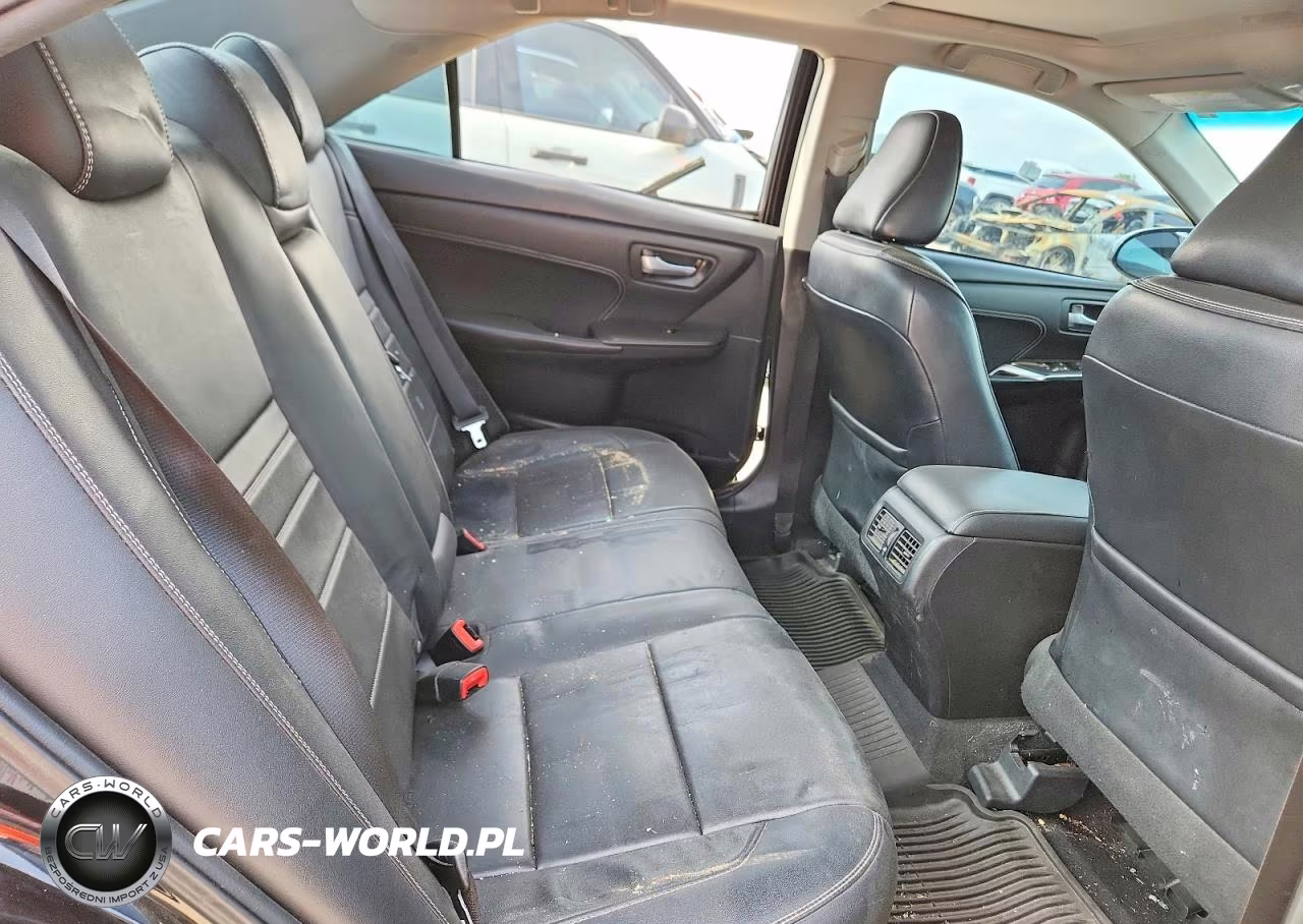 2015 Toyota Camry Xle VIN:4T1BF1FK8FU961139 - 10