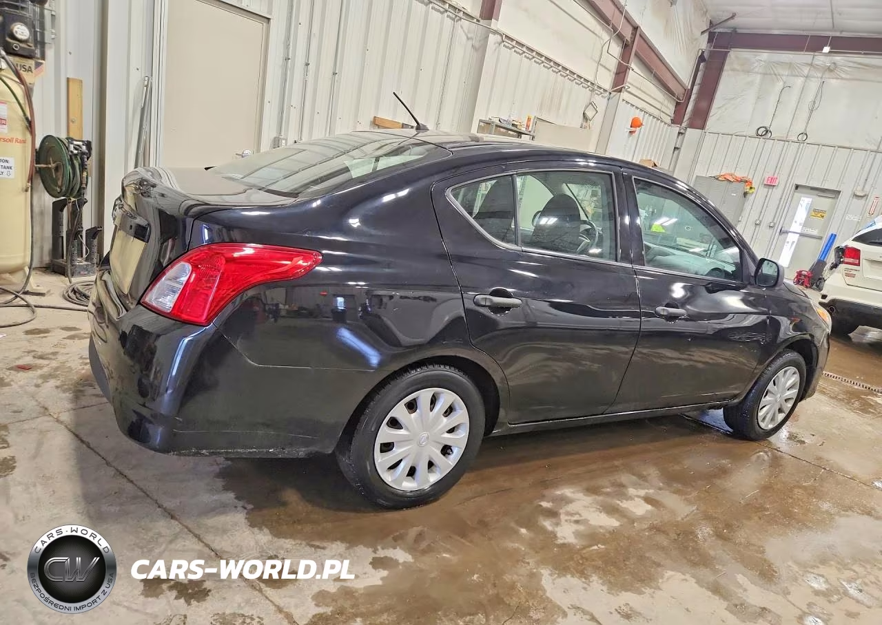 2015 Nissan Versa 1.6 S VIN:3N1CN7AP7FL839743 - 3