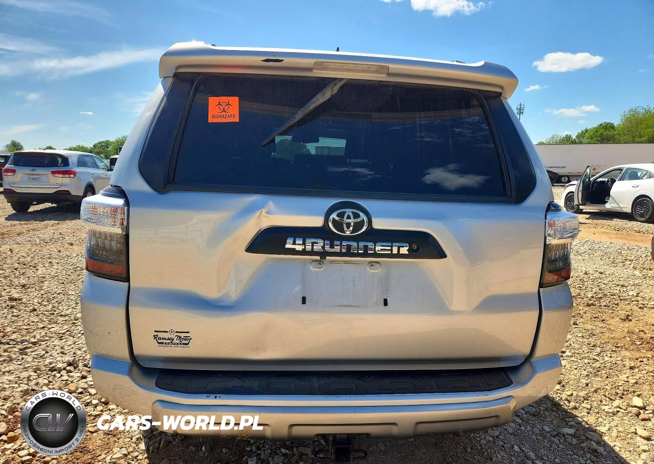2018 Toyota 4Runner Trd Off-Road Premium VIN:JTEBU5JR7J5608850 - 6