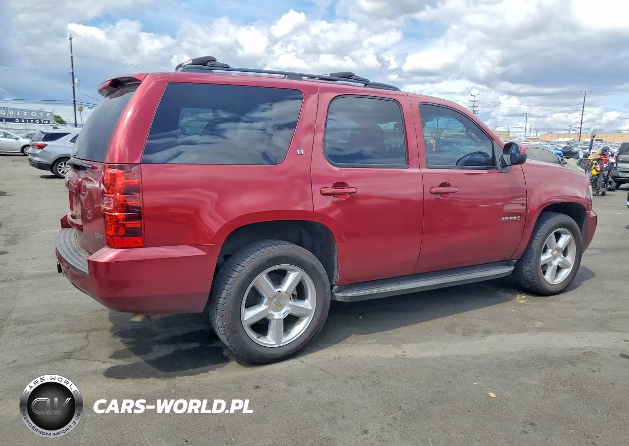 2010 Chevrolet Tahoe C1500 Lt VIN:1GNUCBE03AR108999 - 3