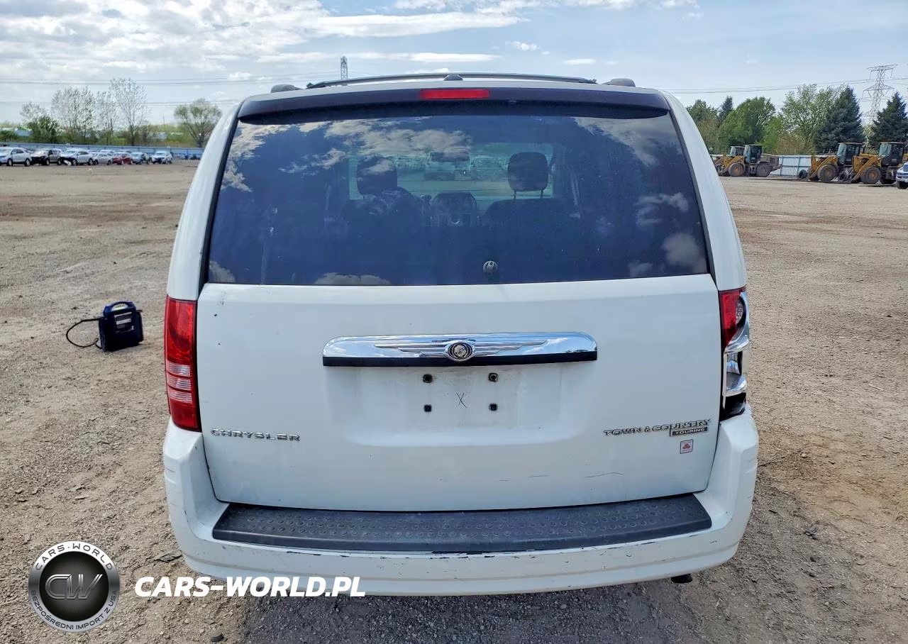 2010 Chrysler Town & Country Touring VIN:2A4RR5D15AR108595 - 6