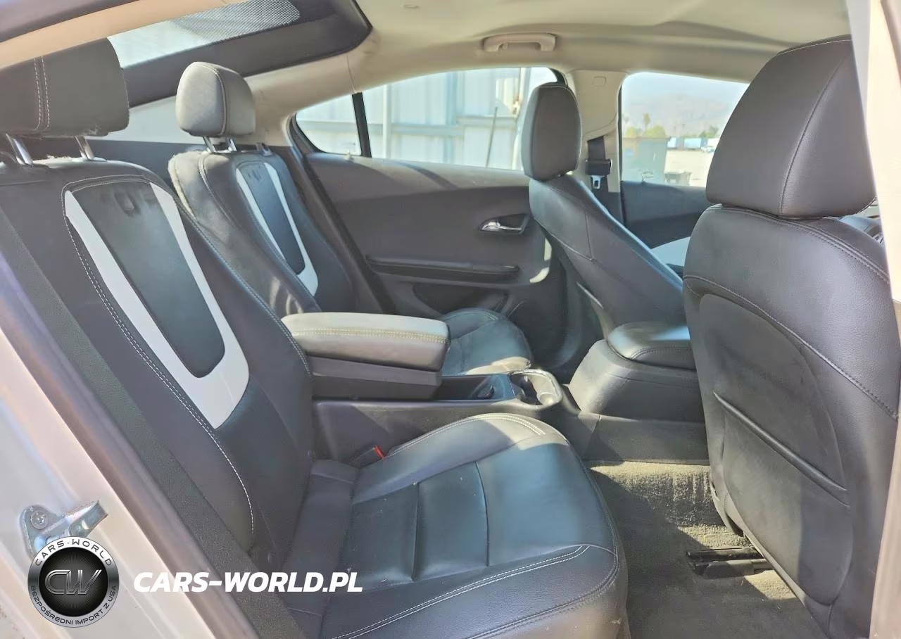 2013 Chevrolet Volt VIN:1G1RD6E45DU101486 - 10