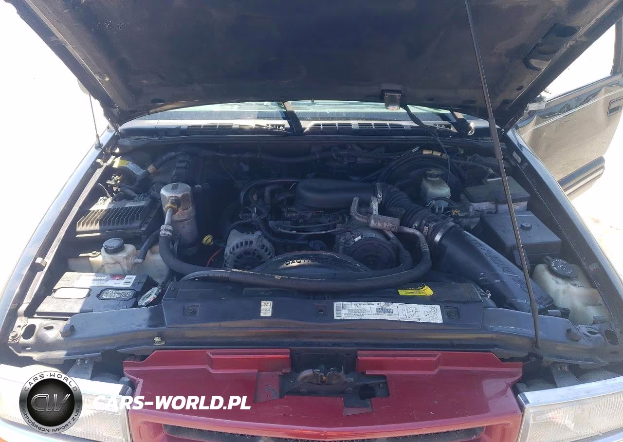 2000 Chevrolet Blazer VIN:1GNDT13W3Y2172142 - 12