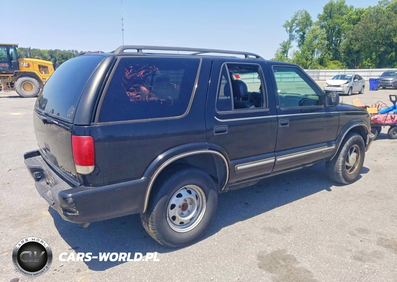 2000 Chevrolet Blazer VIN:1GNDT13W3Y2172142 - 3