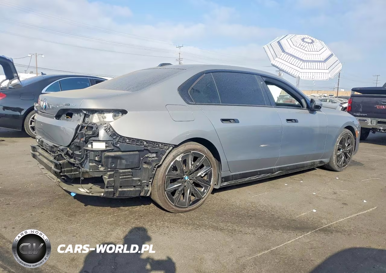 2023 BMW I7 xDrive60 VIN:WBY53EJ0XPCN45025 - 3