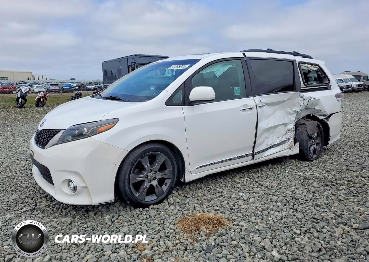 2015 Toyota Sienna