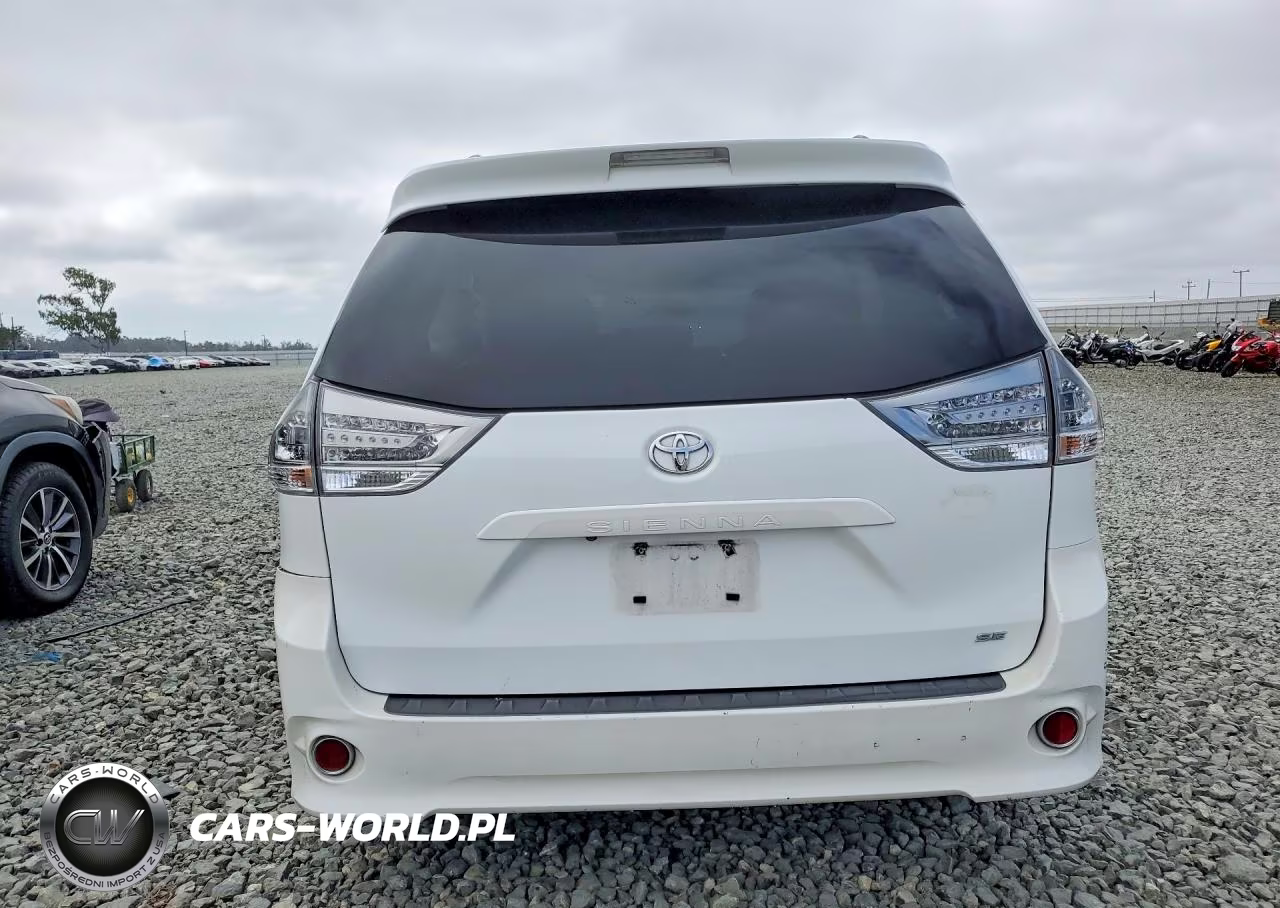 2015 Toyota Sienna VIN:5TDXK3DC8FS586967 - 6