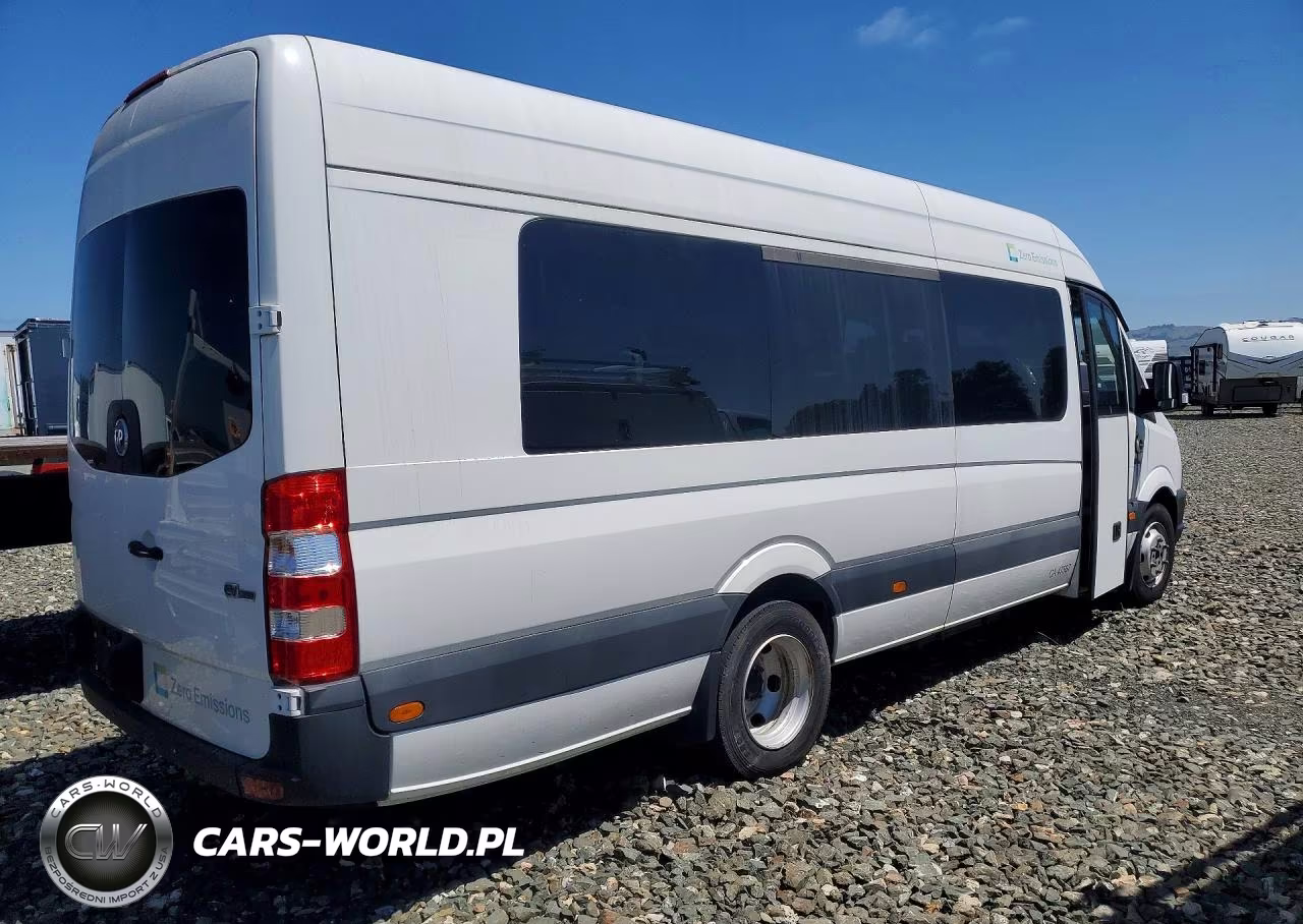 2018 Greenpower Motors Evc210 Passenger Bus VIN:1G9CG2CD2JD492002 - 3