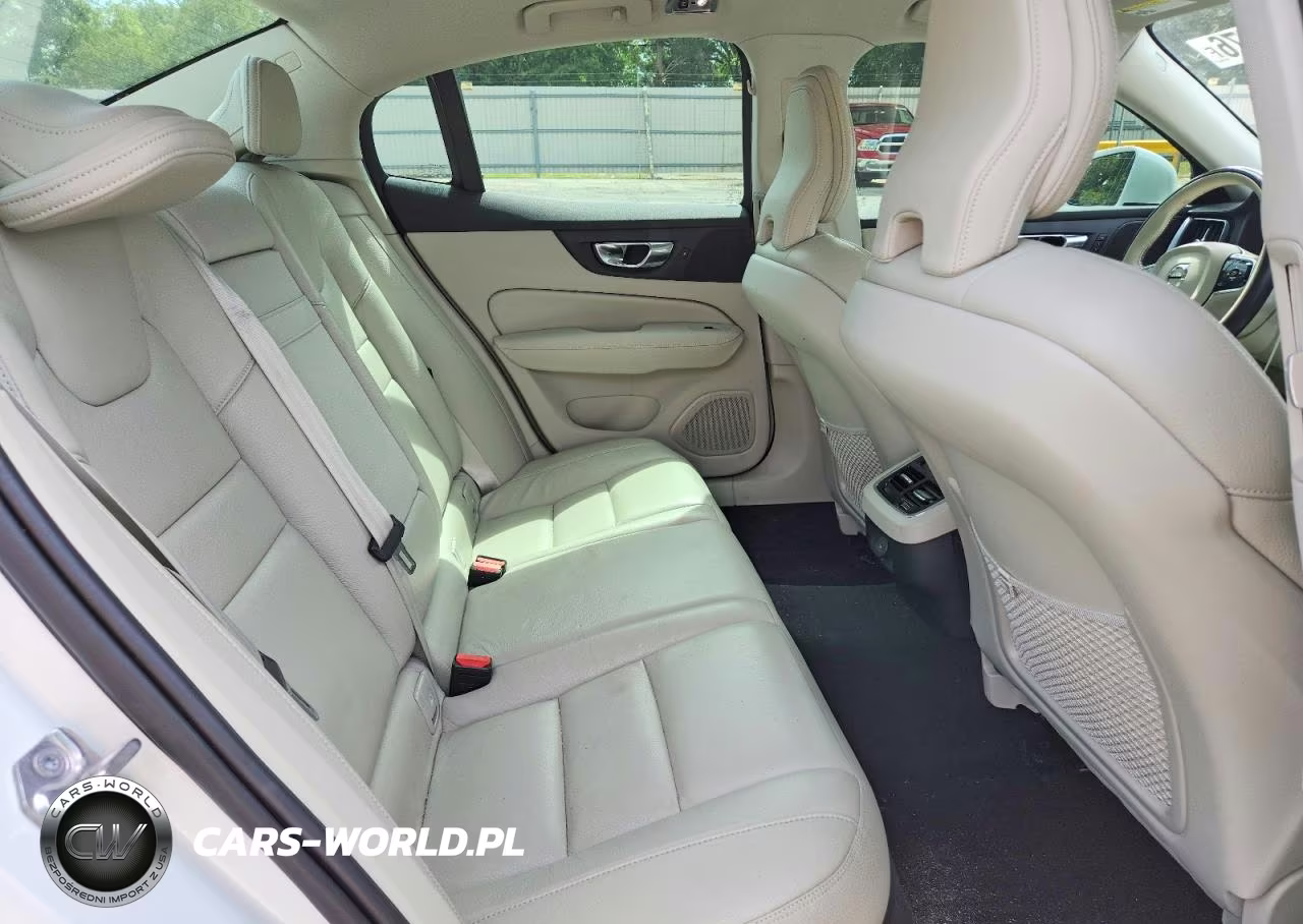 2022 Volvo S60 B5 Inscription VIN:7JRL12TL9NG154069 - 10