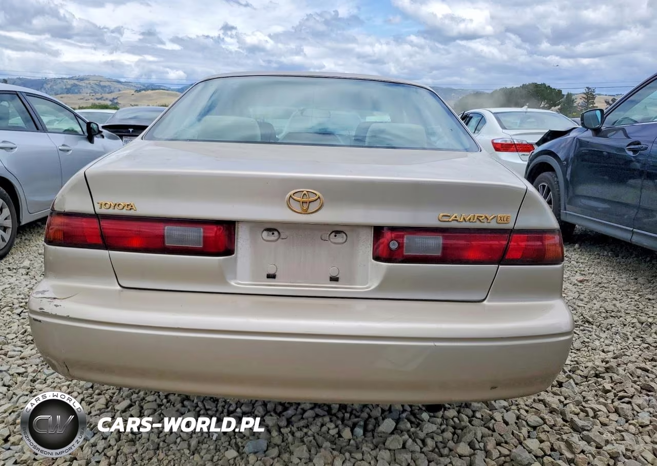1998 Toyota Camry Xle VIN:JT2BG28K4W0160745 - 6