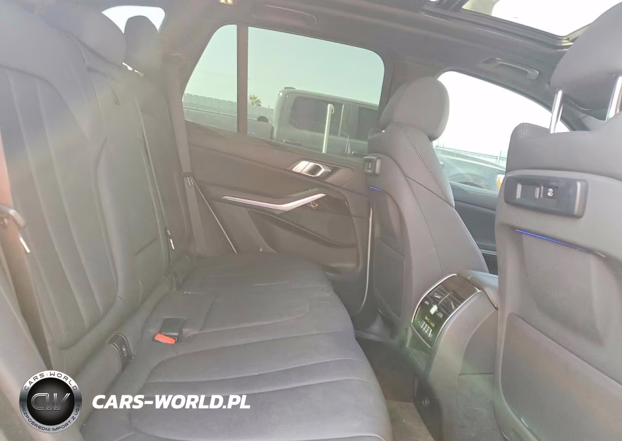 2020 BMW X5 xDrive40I VIN:5UXCR6C03LLL74959 - 11