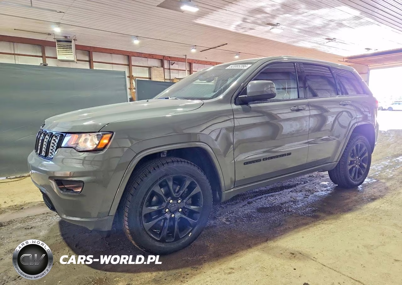 2022 Jeep Grand Cherokee Laredo E
