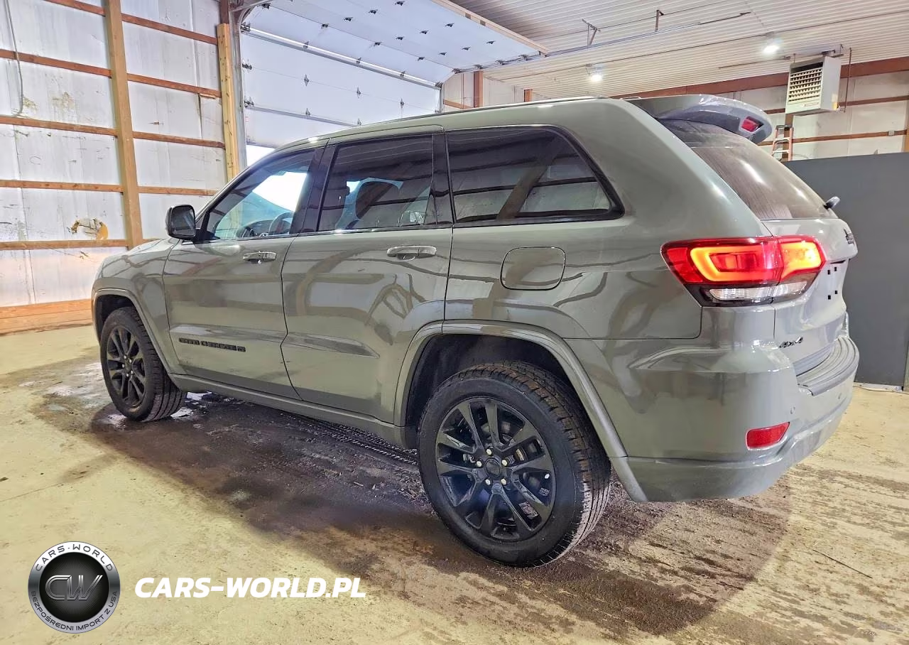 2022 Jeep Grand Cherokee Laredo E VIN:1C4RJFAG5NC112933 - 2