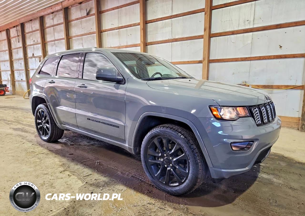 2022 Jeep Grand Cherokee Laredo E VIN:1C4RJFAG5NC112933 - 4