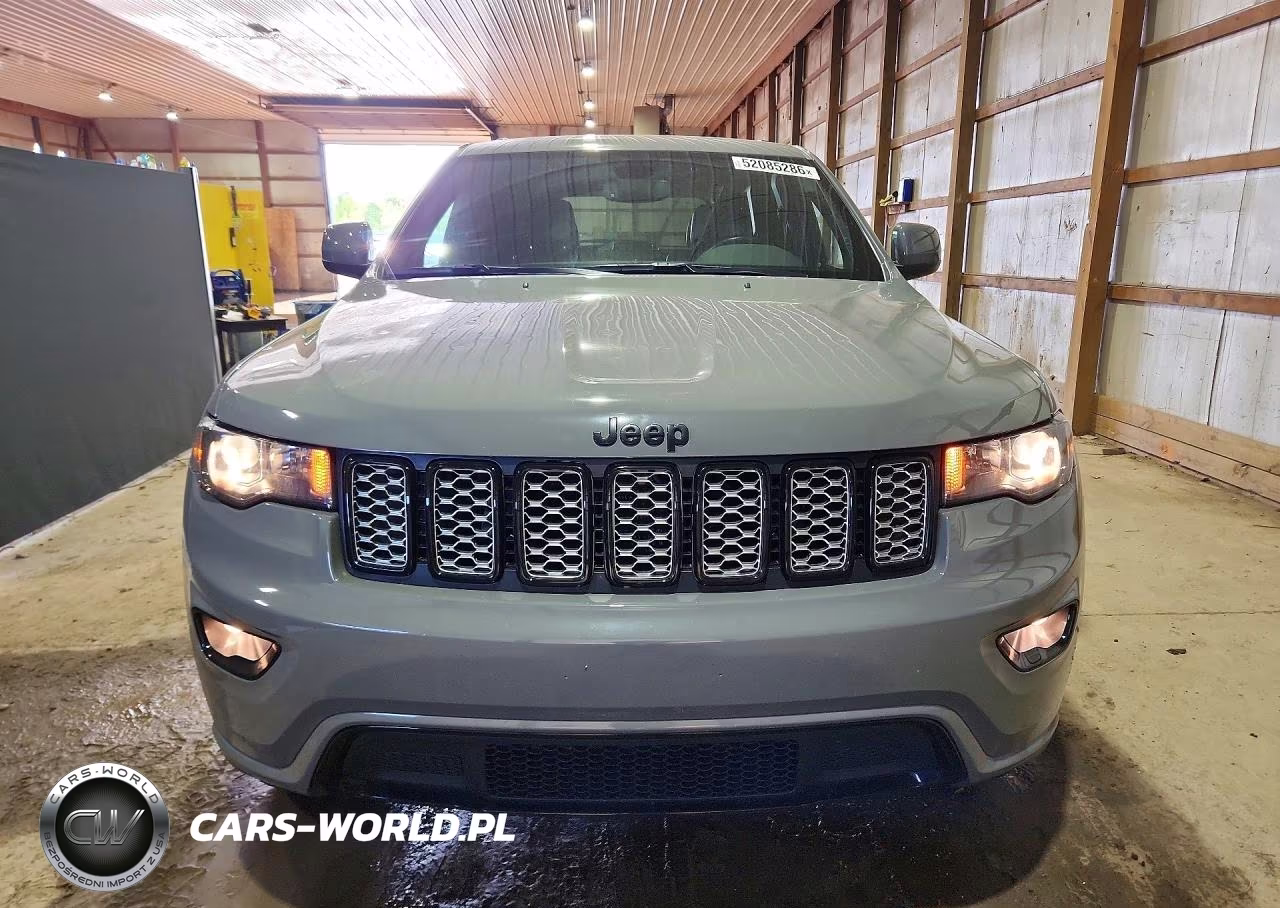 2022 Jeep Grand Cherokee Laredo E VIN:1C4RJFAG5NC112933 - 5