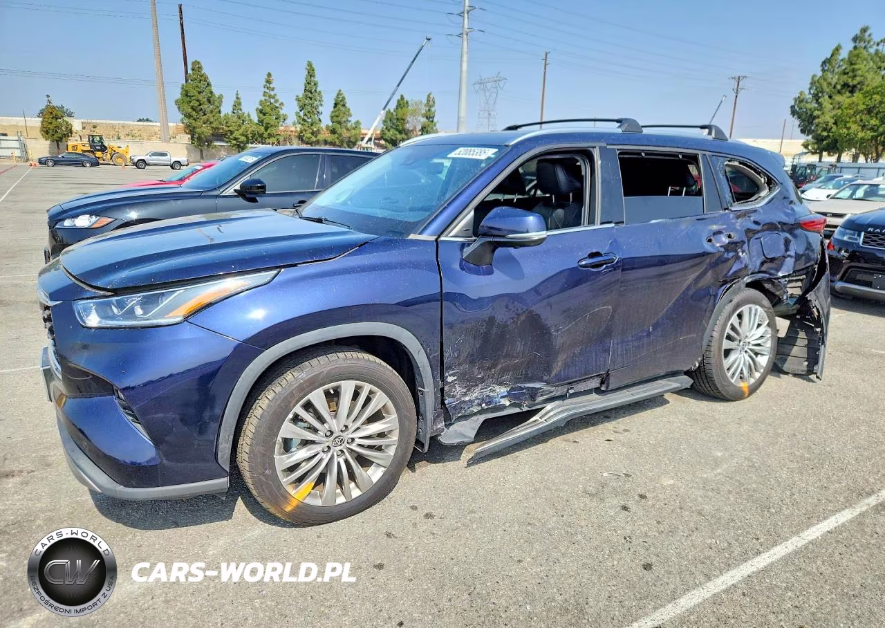 2023 Toyota Highlander Hybrid Platinum