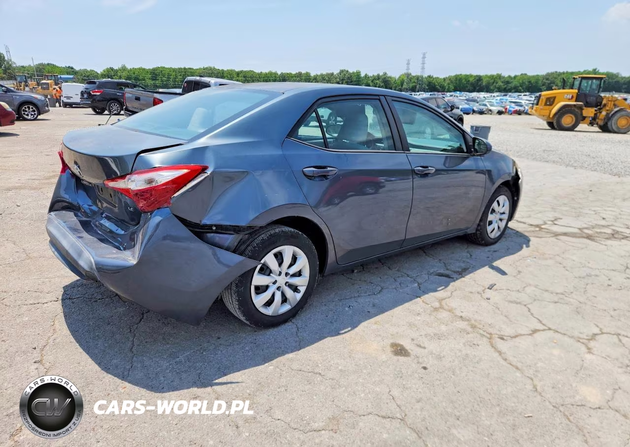 2014 Toyota Corolla Le VIN:5YFBURHE3EP085057 - 3
