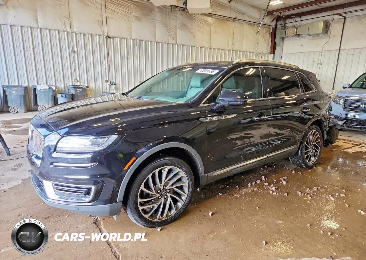 2019 Lincoln Nautilus Reserve – zdjęcie 1 z 14