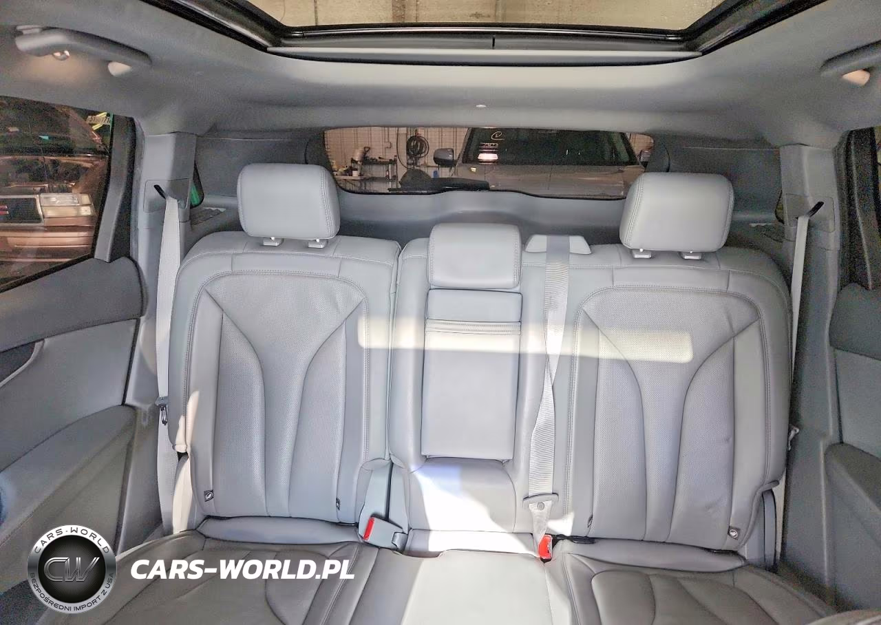 2019 Lincoln Nautilus Reserve VIN:2LMPJ8LP2KBL56793 - 10