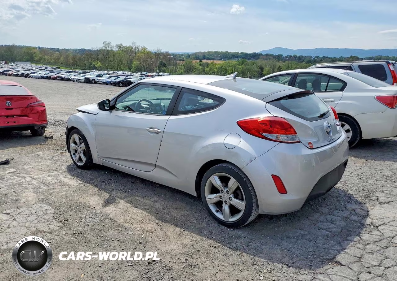 2012 Hyundai Veloster Base VIN:KMHTC6AD8CU072730 - 2