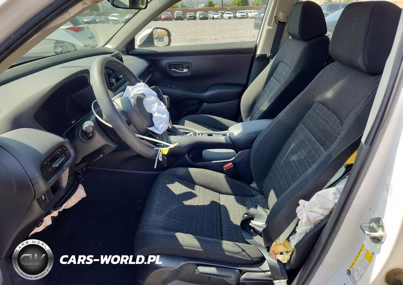 2024 Honda Hr-V Lx VIN:3CZRZ2H3XRM777961 - 7