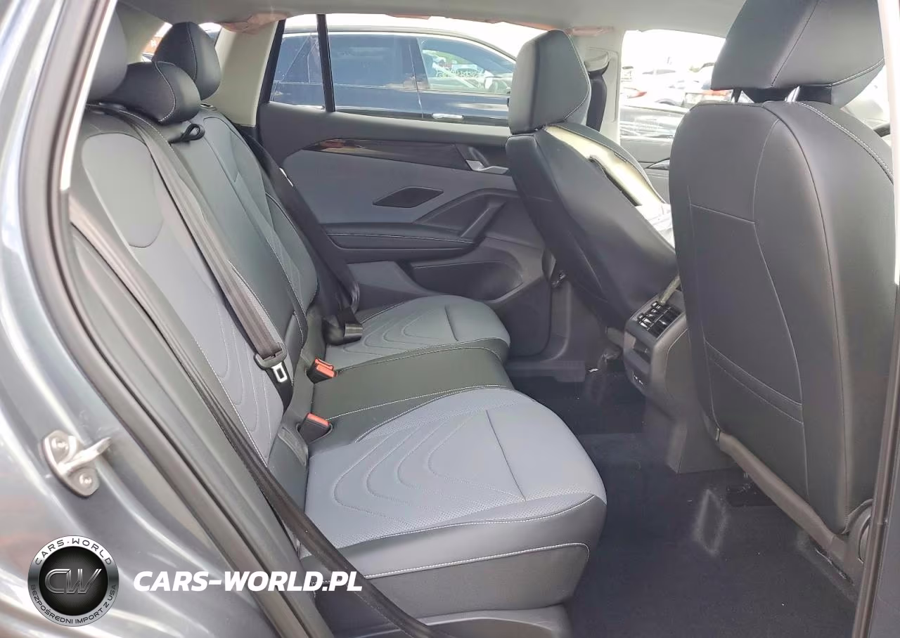 2026 Volkswagen Tiguan Se VIN:3VVMR7RM9TM005321 - 10