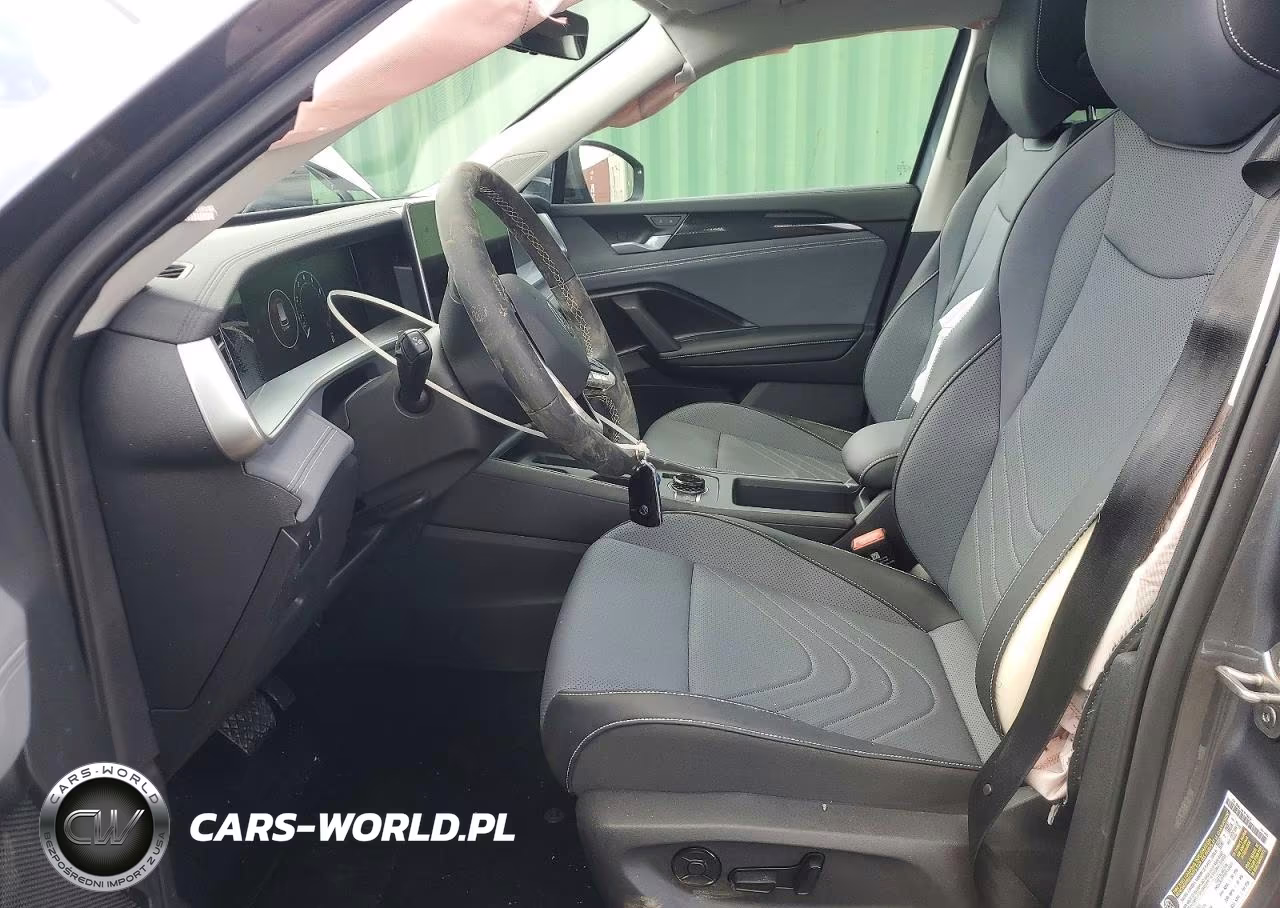 2026 Volkswagen Tiguan Se VIN:3VVMR7RM9TM005321 - 7