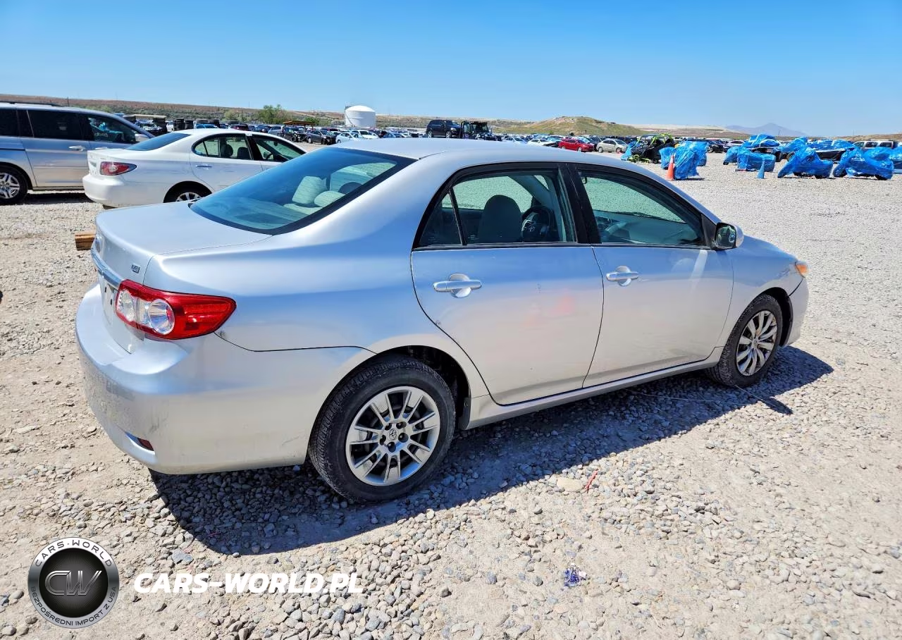 2012 Toyota Corolla Le VIN:5YFBU4EE7CP052289 - 3