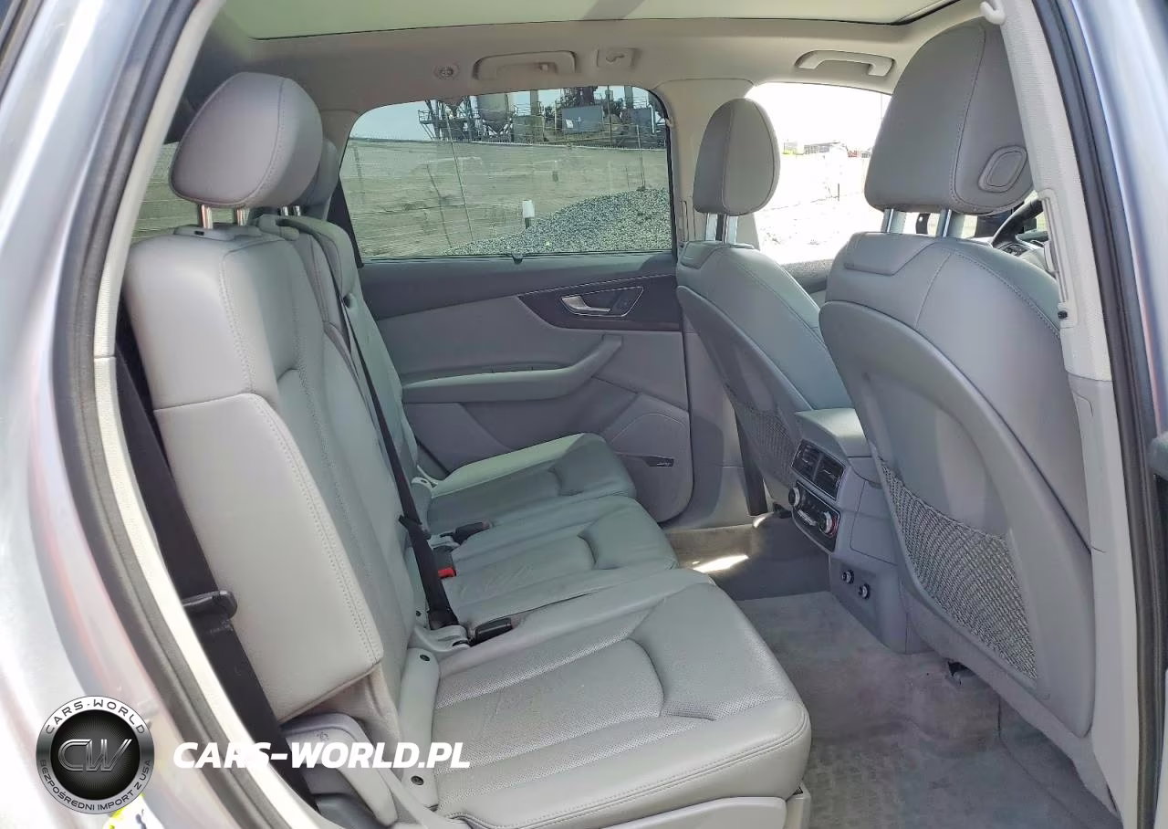 2018 Audi Q7 Base VIN:WA1VAAF76JD013272 - 11