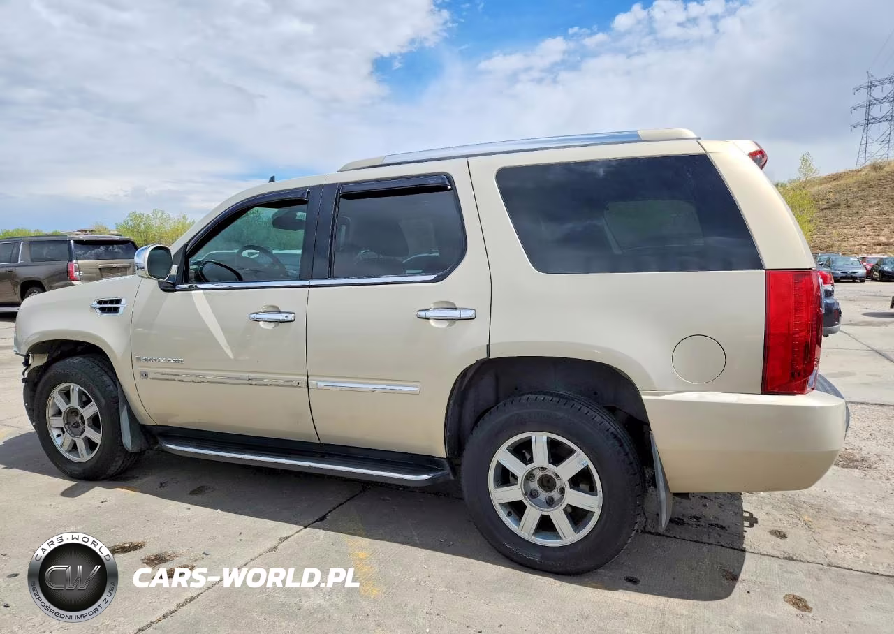 2007 Cadillac Escalade Luxury VIN:1GYFK63807R156192 - 2