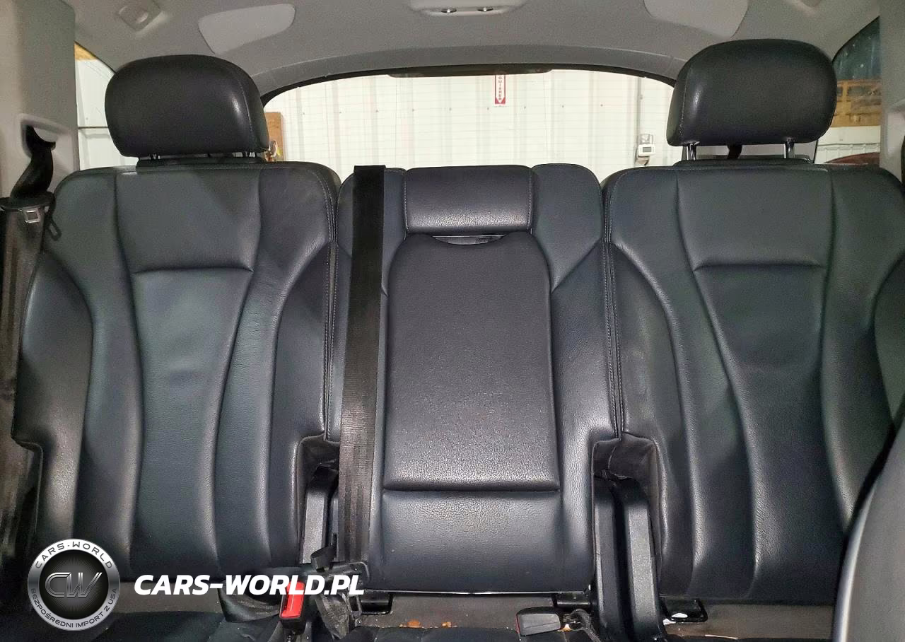2019 Audi Q7 Premium Plus VIN:WA1LAAF75KD043775 - 10