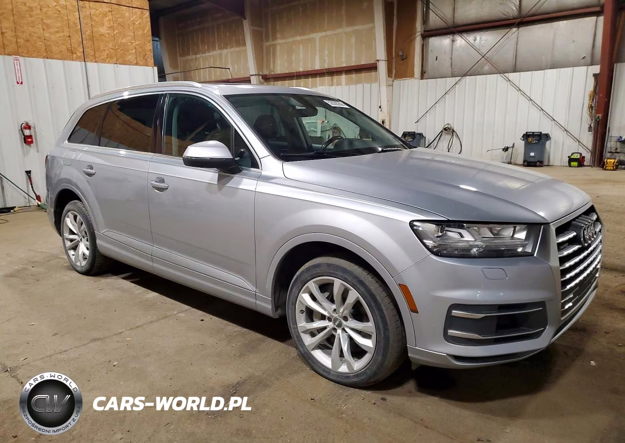 2019 Audi Q7 Premium Plus VIN:WA1LAAF75KD043775 - 4