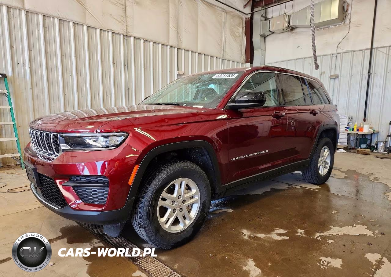 2023 Jeep Grand Cherokee Laredo