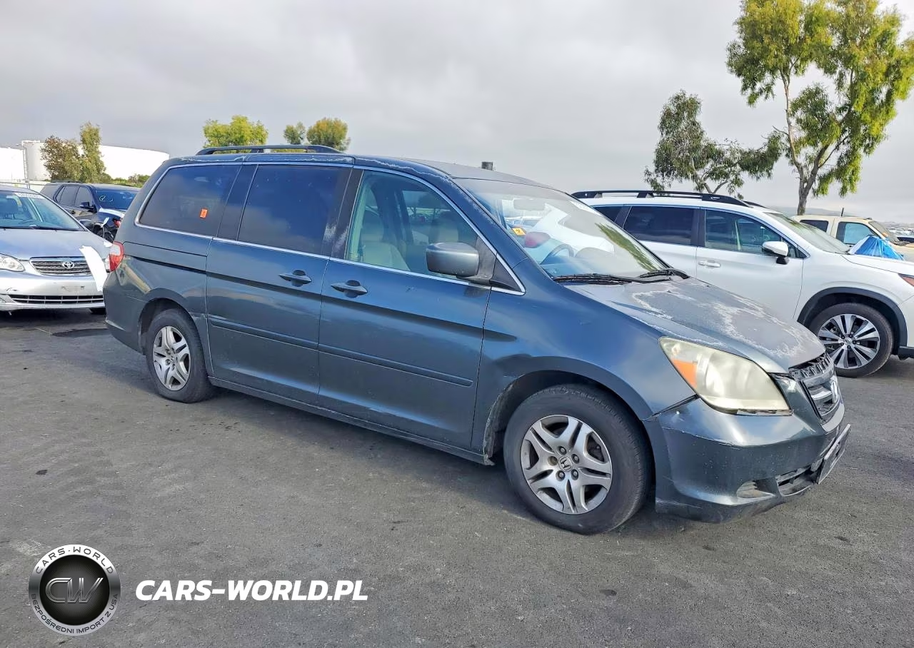 2005 Honda Odyssey Ex VIN:5FNRL38435B402336 - 4