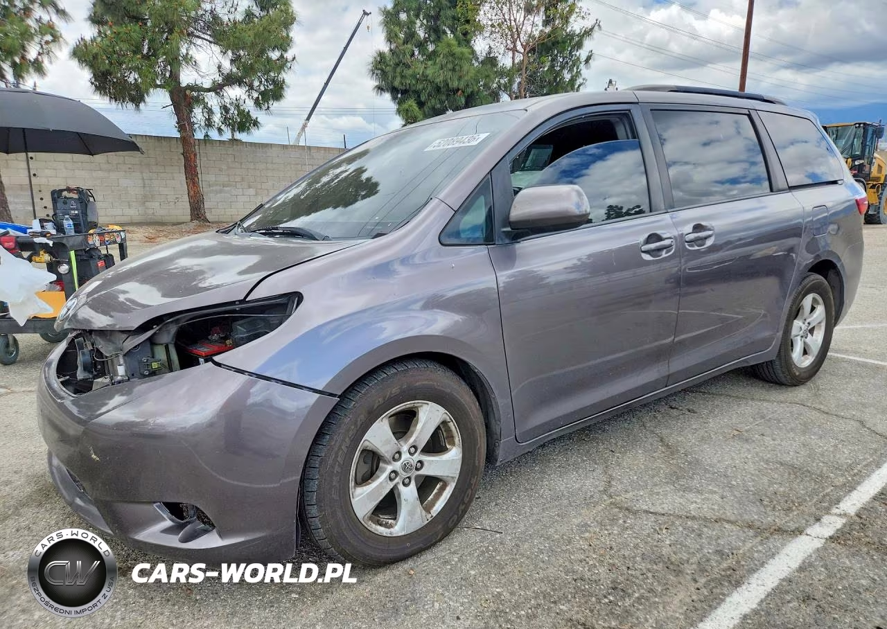 2016 Toyota Sienna Le