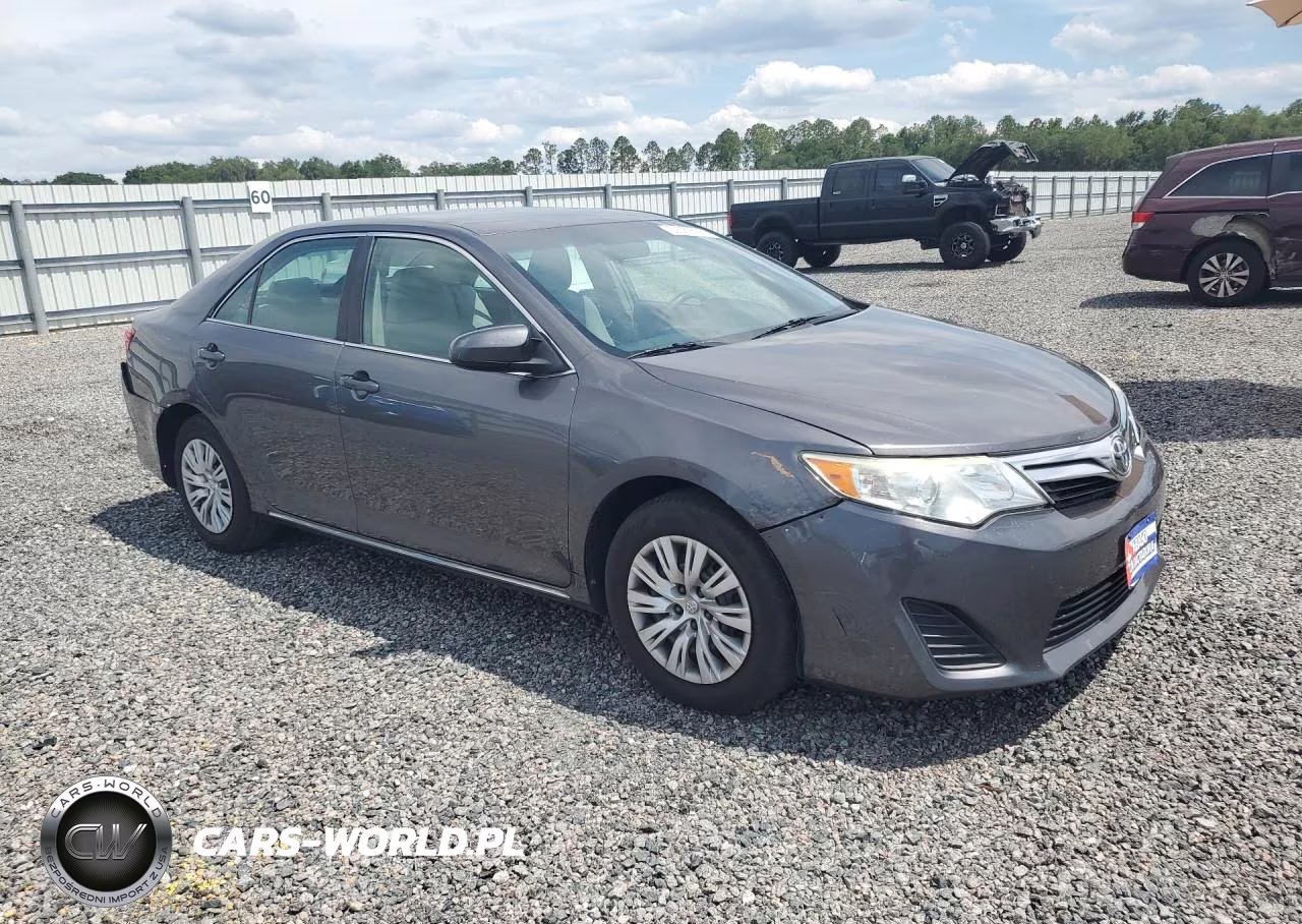 2014 Toyota Camry Le VIN:4T4BF1FK4ER373730 - 4