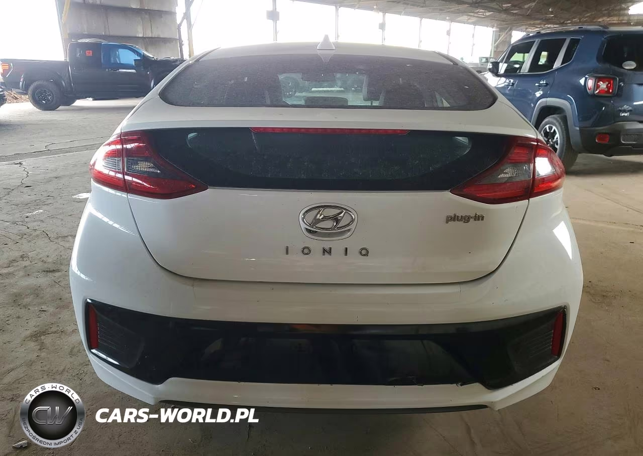 2018 Hyundai Ioniq Limited VIN:KMHC75LD8JU060957 - 6