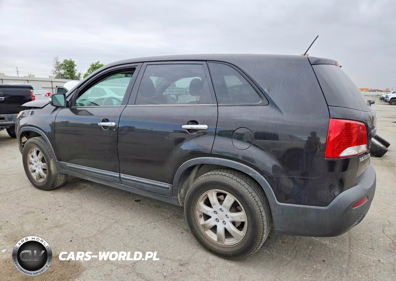 2011 Kia Sorento Lx VIN:5XYKT3A19BG023945 - 2