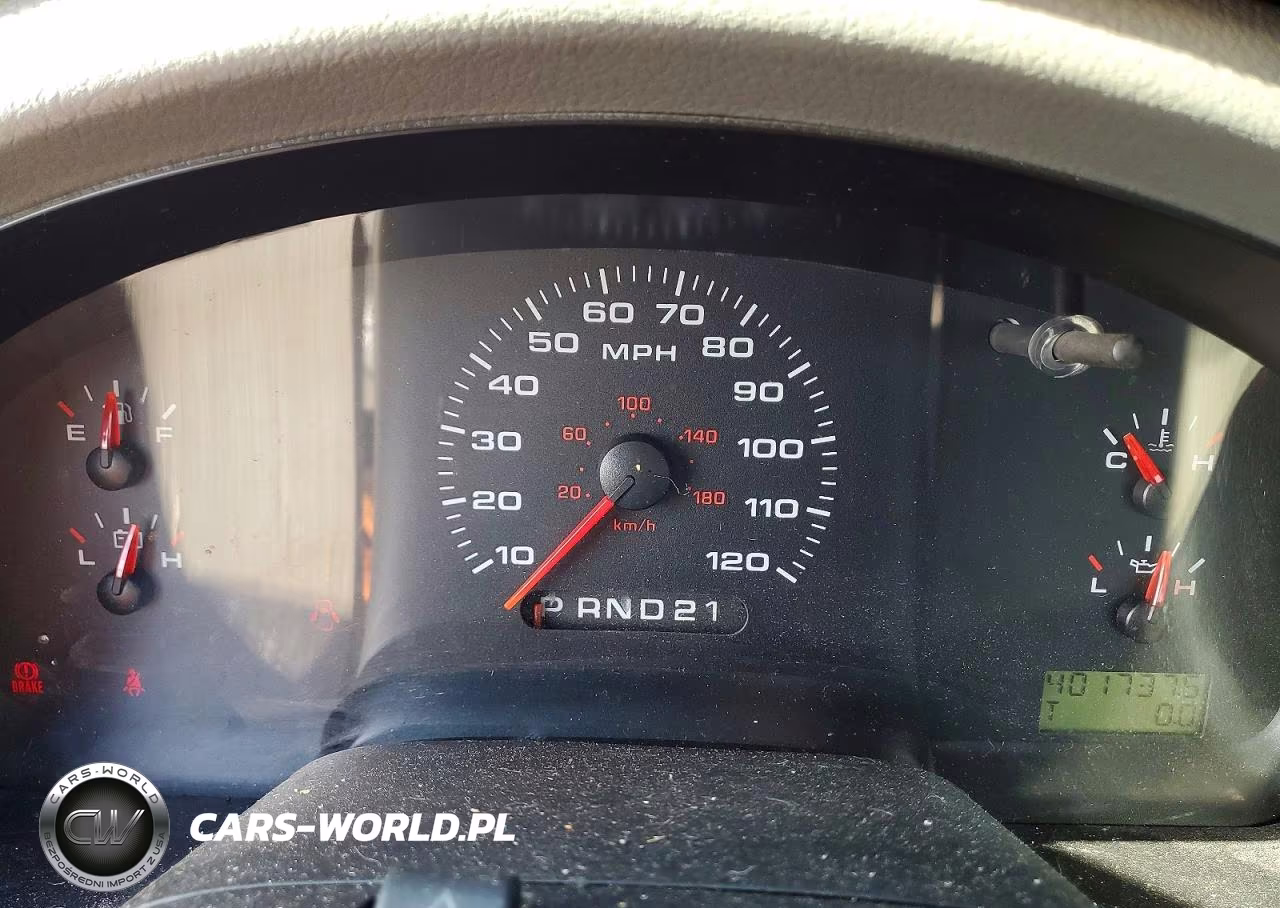 2005 Ford F150 VIN:1FTRF12W05NA32275 - 9