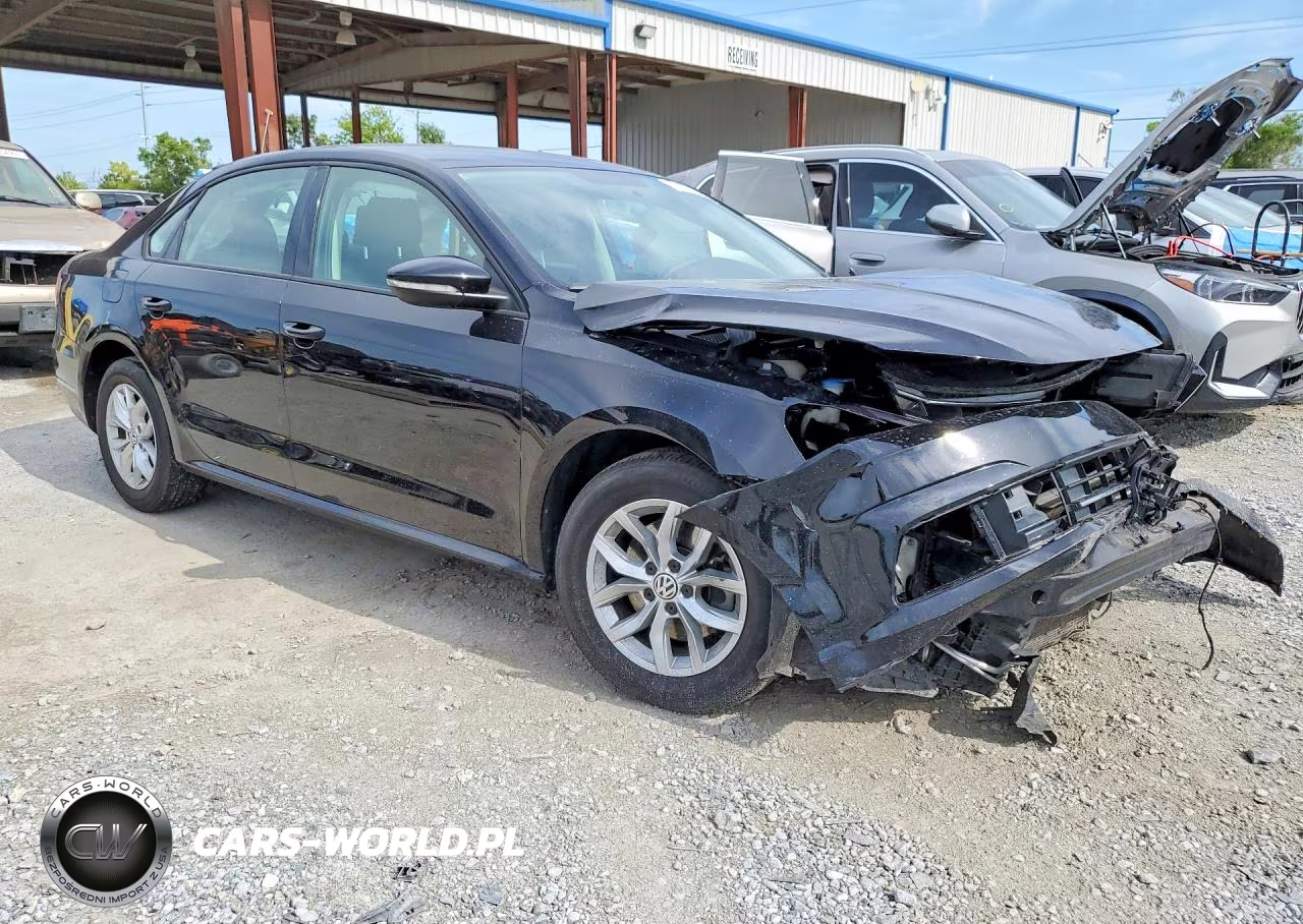 2018 Volkswagen Passat S VIN:1VWAA7A34JC013317 - 4