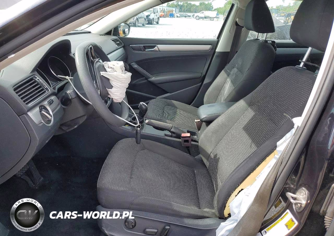 2018 Volkswagen Passat S VIN:1VWAA7A34JC013317 - 7