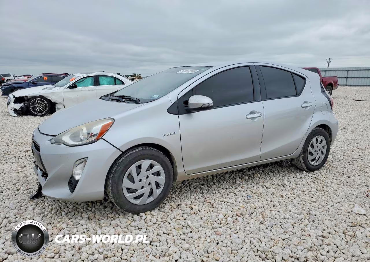 2015 Toyota Prius C Two