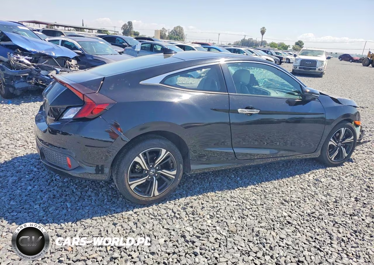 2017 Honda Civic Touring VIN:2HGFC3B93HH360077 - 3