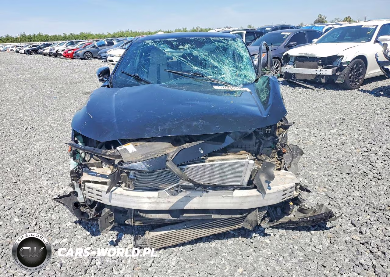 2017 Honda Civic Touring VIN:2HGFC3B93HH360077 - 5