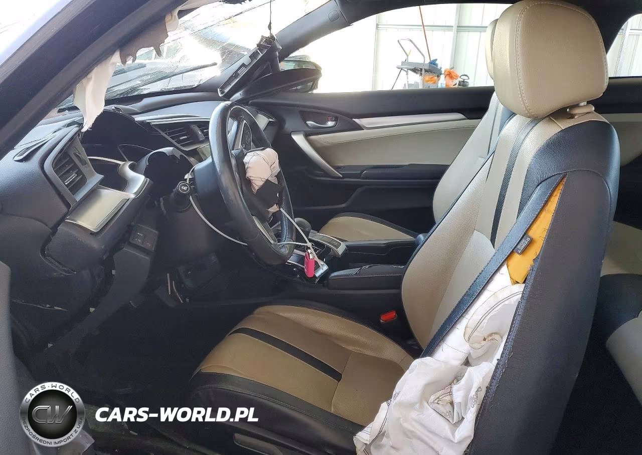 2017 Honda Civic Touring VIN:2HGFC3B93HH360077 - 7
