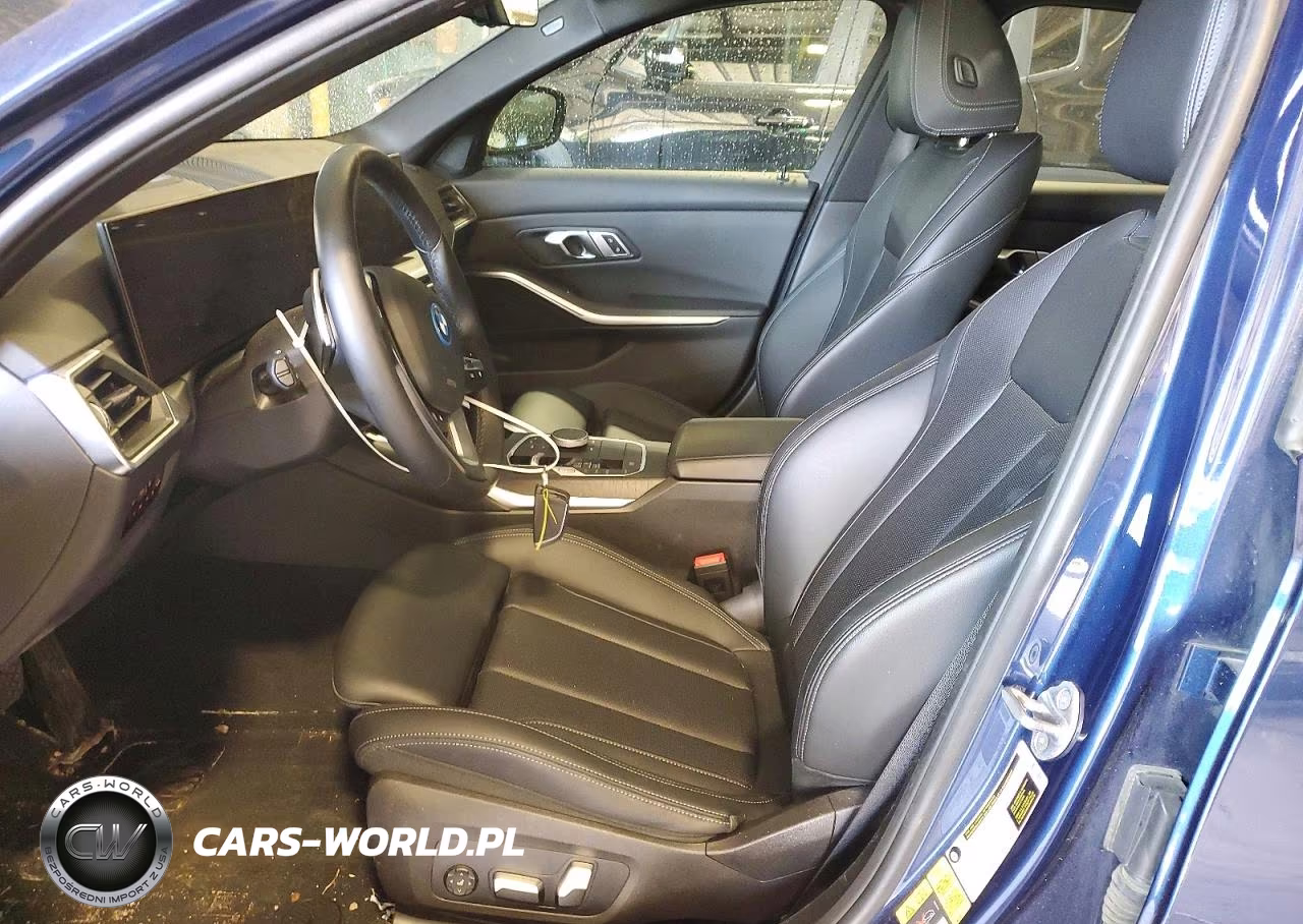 2023 BMW 330Xe VIN:3MW39FS01P8C95674 - 7